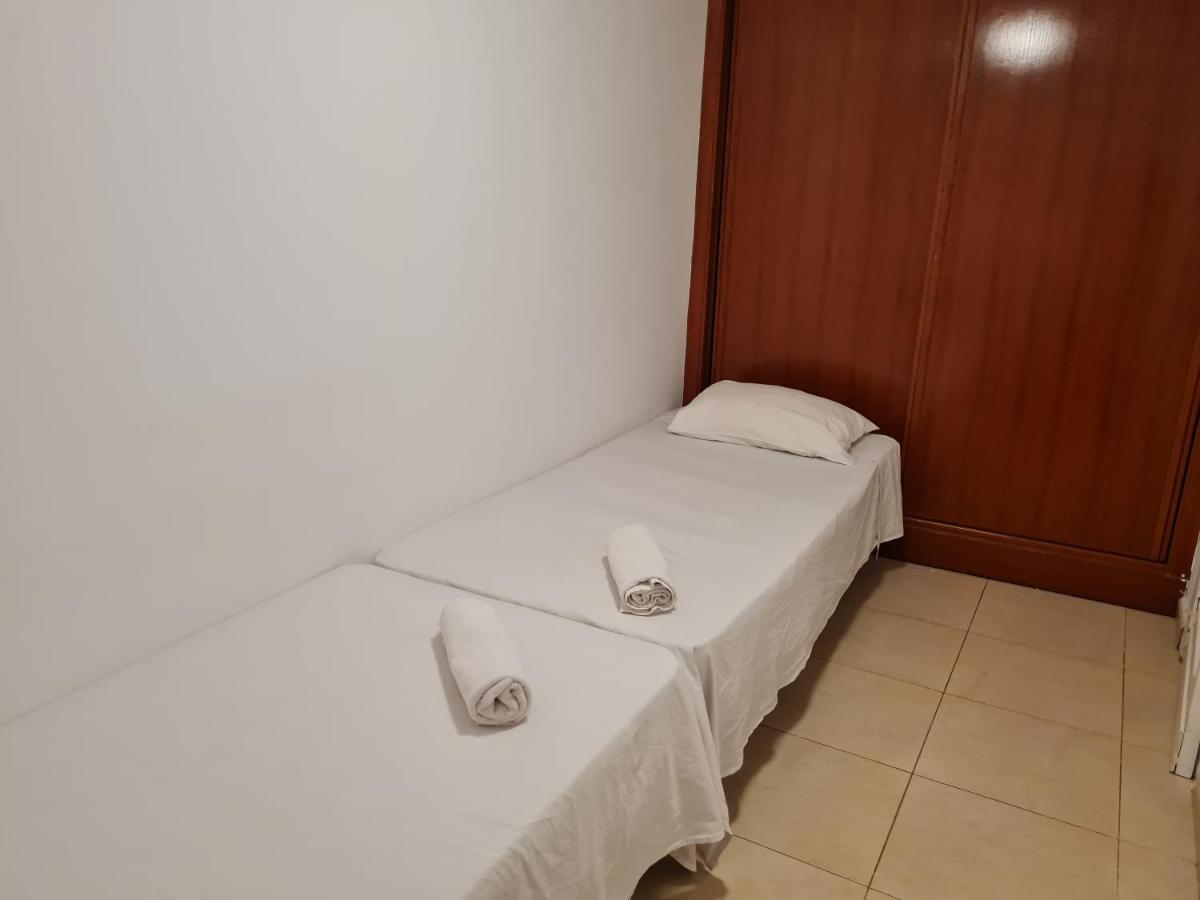 Habitaciones Nathaly Armenime エクステリア 写真